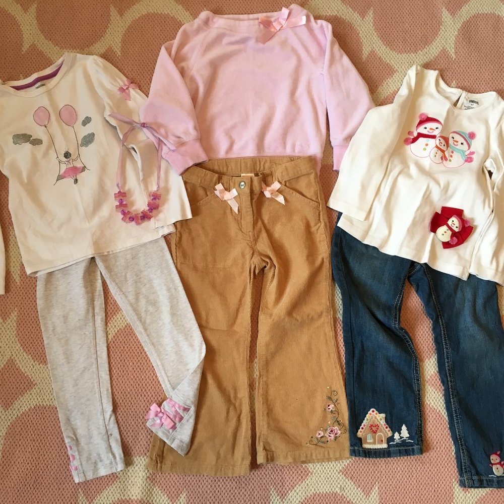 Gymboree bundle of outfits